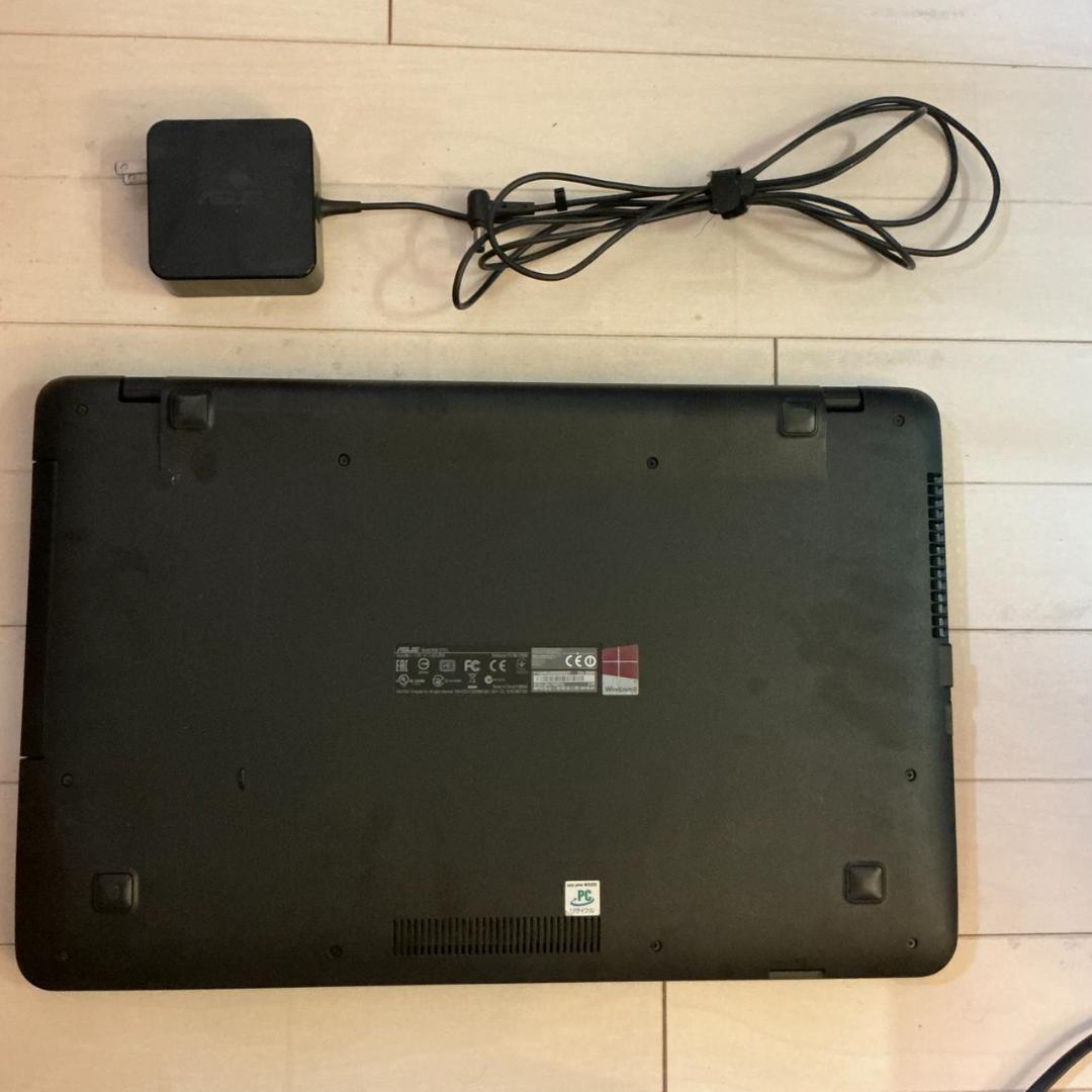 Laptop Asus Nomor Model X751L ゲーミングノート