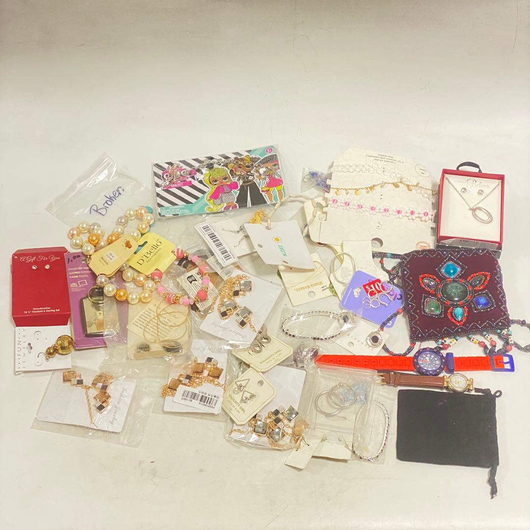 大量　まとめ売り　ジャンク　未選別　アクセサリー色々⑦　約7.9㎏　ネックレス他
