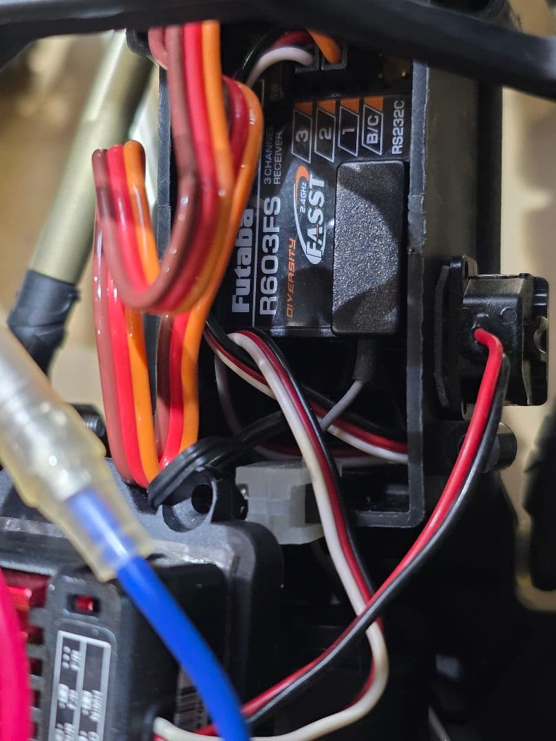 Axial RR10 Bomber + FUTABA 3PK + 豪華おまけ