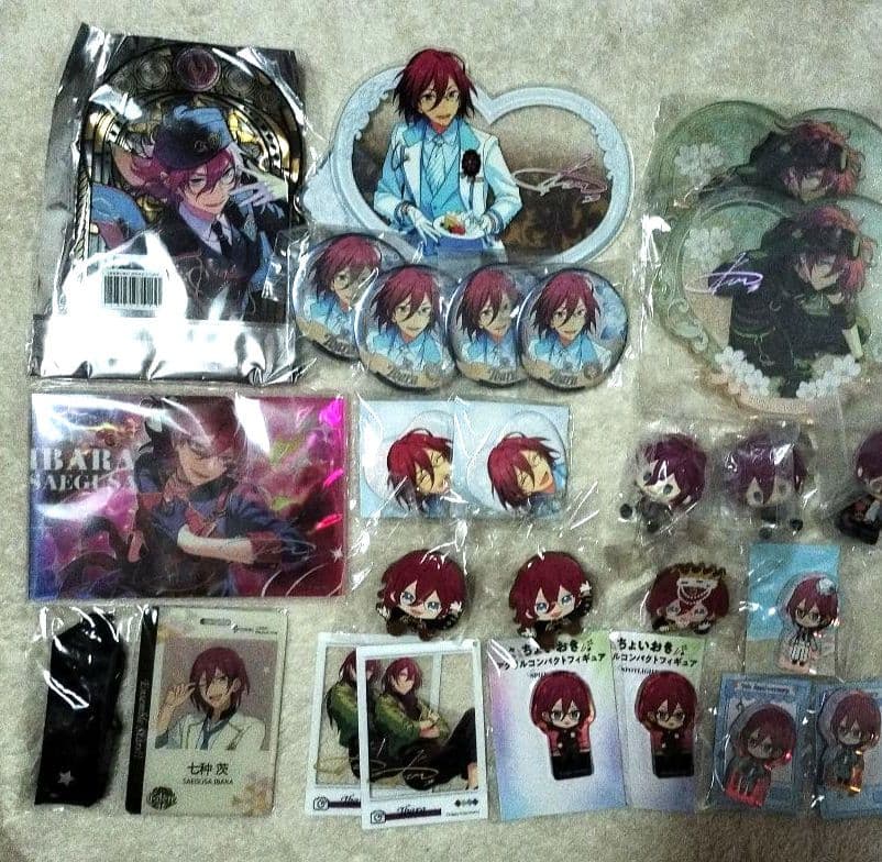 あんスタ　七種　茨　セット　缶バ　アクスタ　アクキー　中国