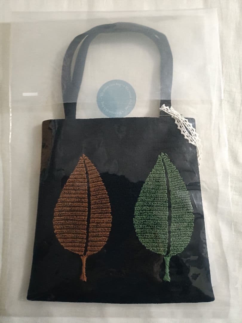 新品タグ付き　ミナペルホネン　　刺繍　バッグ　正規品
