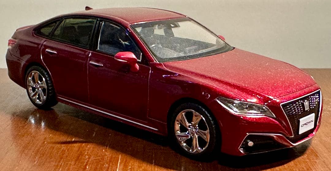 トヨタ クラウン 220系 レッド カラーサンプル ミニカー 非売品
