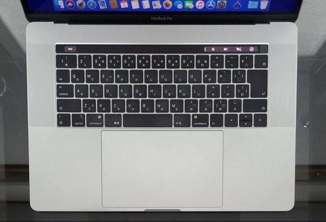 MacBook Pro 2018 15インチ Core i7 512GB