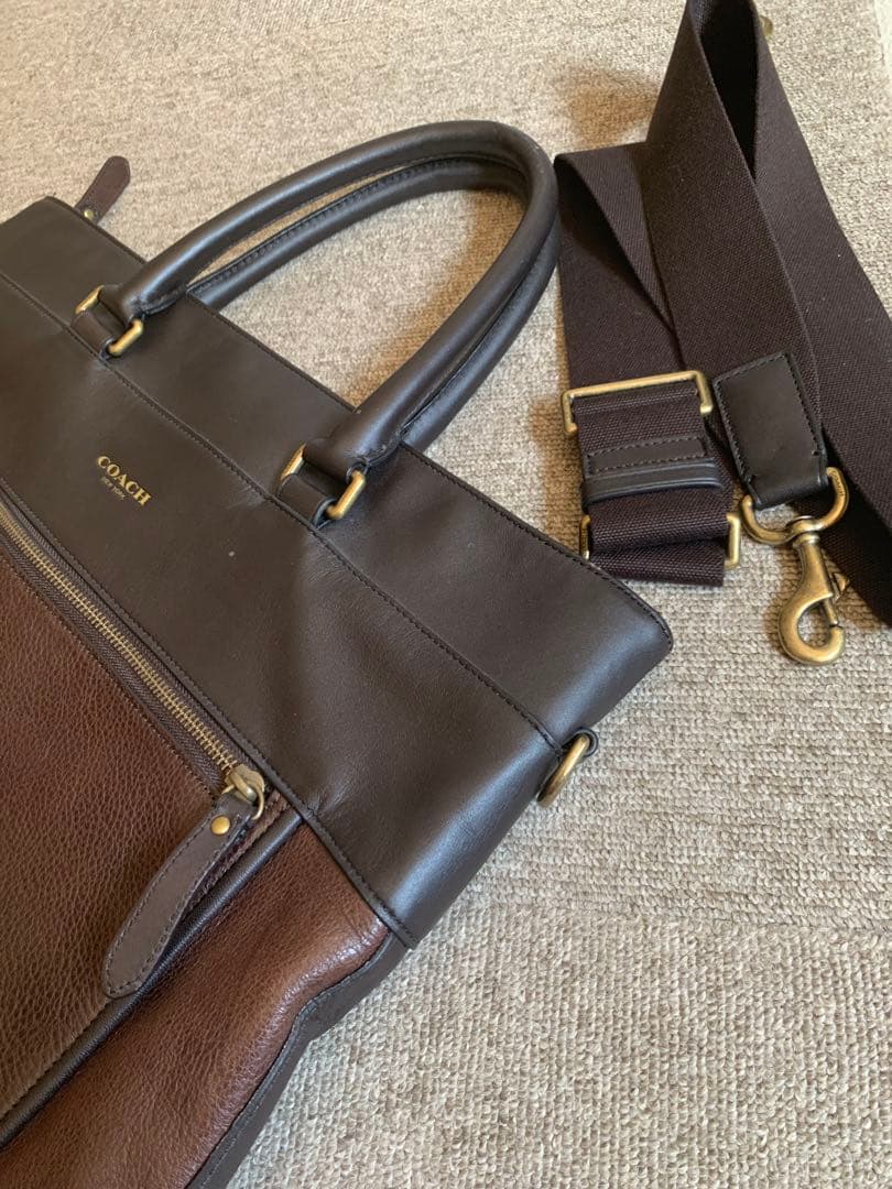 COACH コーチ　本革　トートバッグ　ビジネスバッグ カジュアルバッグ