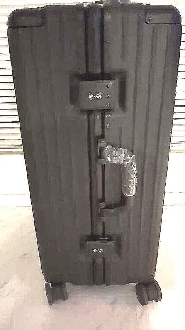楽天ランキング1位スーツケース　リベティーマッドブラック　Mサイズ65リットル