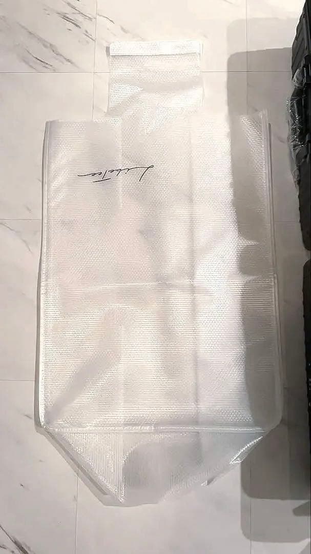 楽天ランキング1位スーツケース　リベティーマッドブラック　Mサイズ65リットル