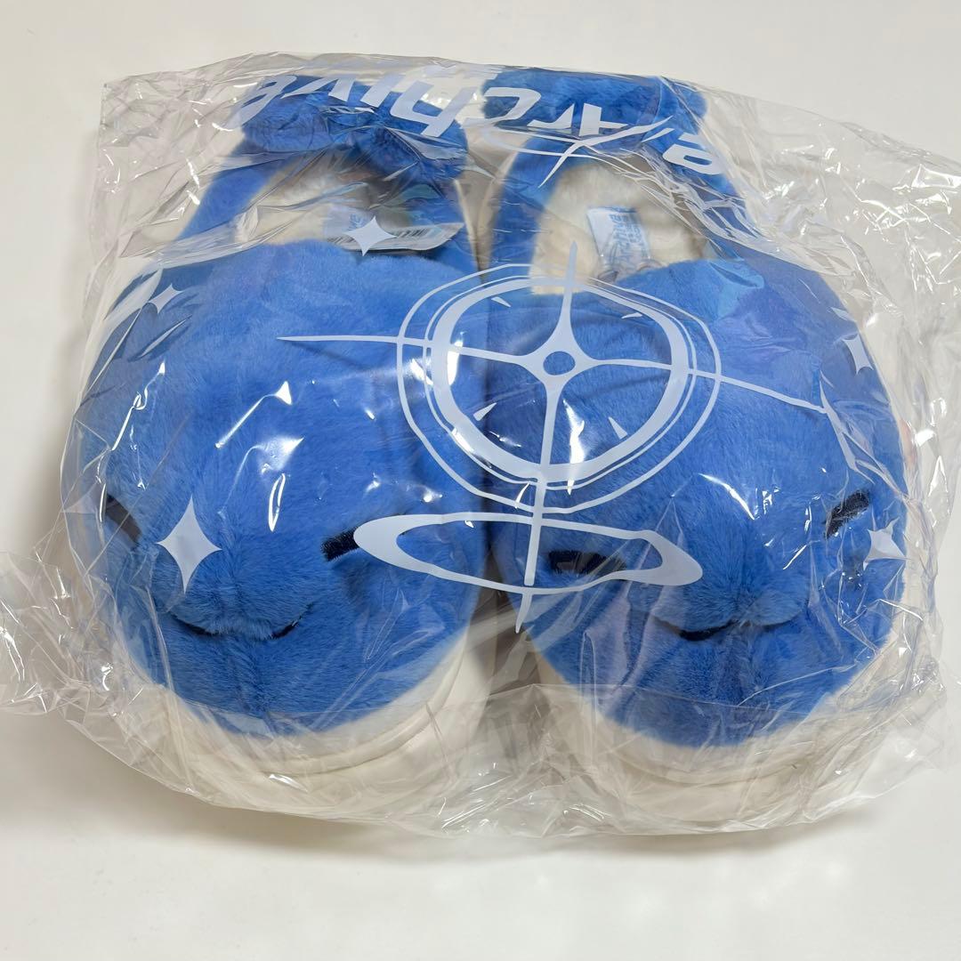 ブルーアーカイブ　韓国　公式品　ホシノ　スリッパ 特典アクリルキーリング付き