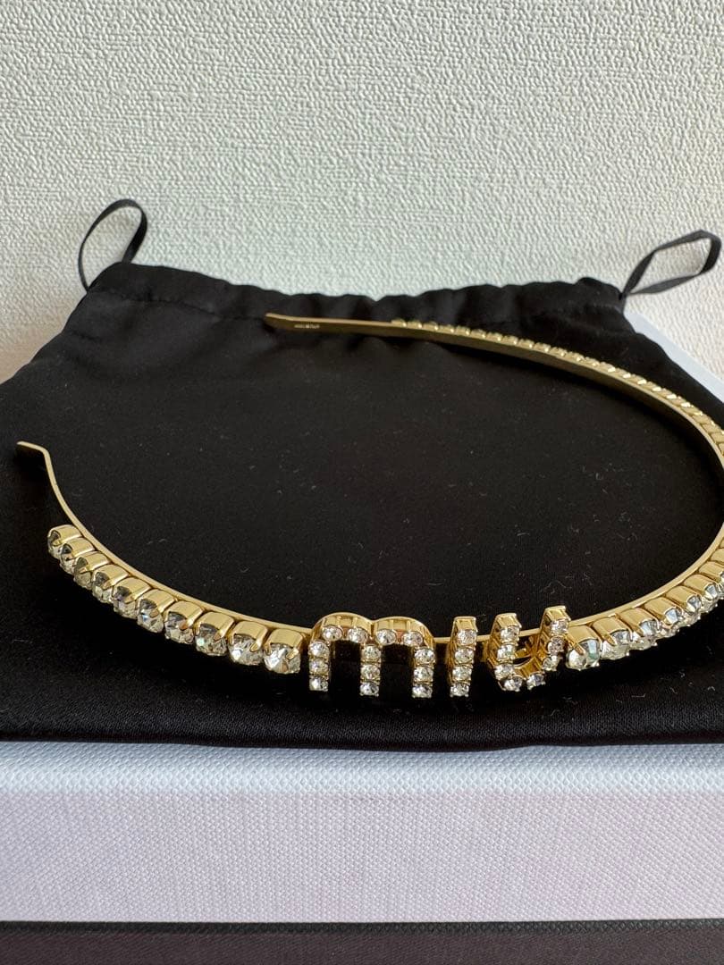 ❤︎美品❤︎ 【MIUMIU 】クリスタルヘアバンド カチューシャ　✨ゴールド✨