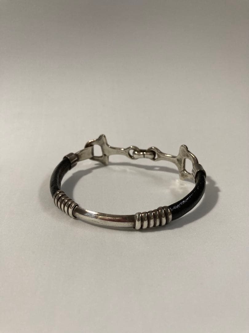 シルバー925黒レザーコンビホースビット バングル ブレスレット