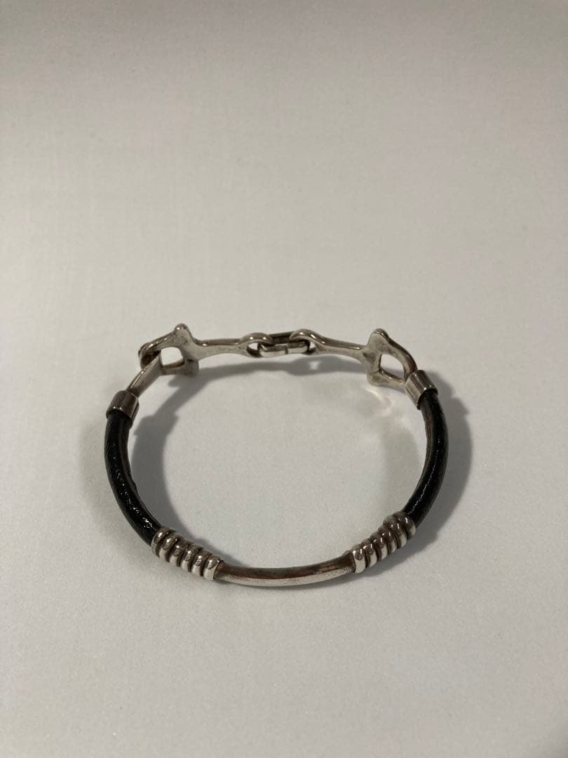 シルバー925黒レザーコンビホースビット バングル ブレスレット