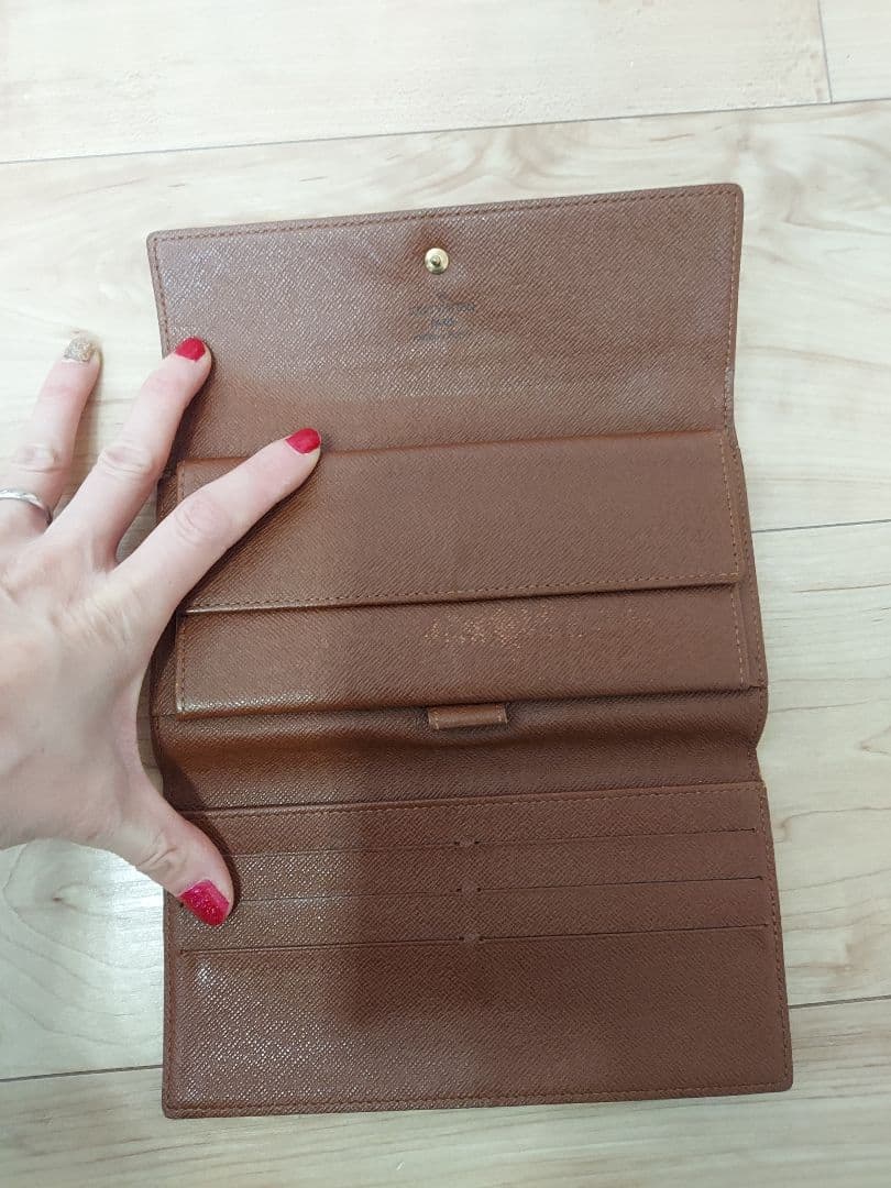 ルイヴィトン　長財布　三折り