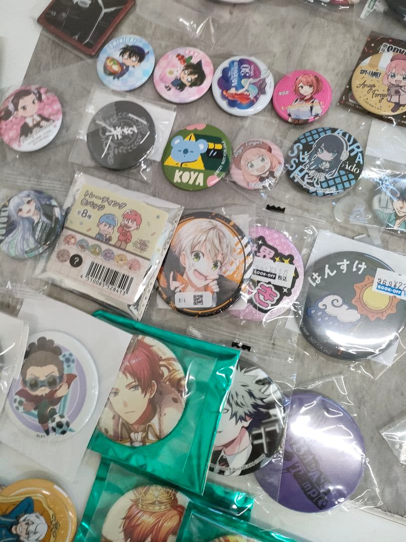 ノンジャンル　缶バッジのみ　アニメ　キャラクター　210点以上