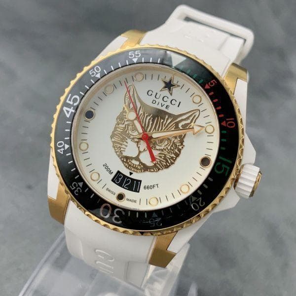 保証書付き グッチ/GUCCI ダイブ 猫 メンズ腕時計 デイト スイス ラバー
