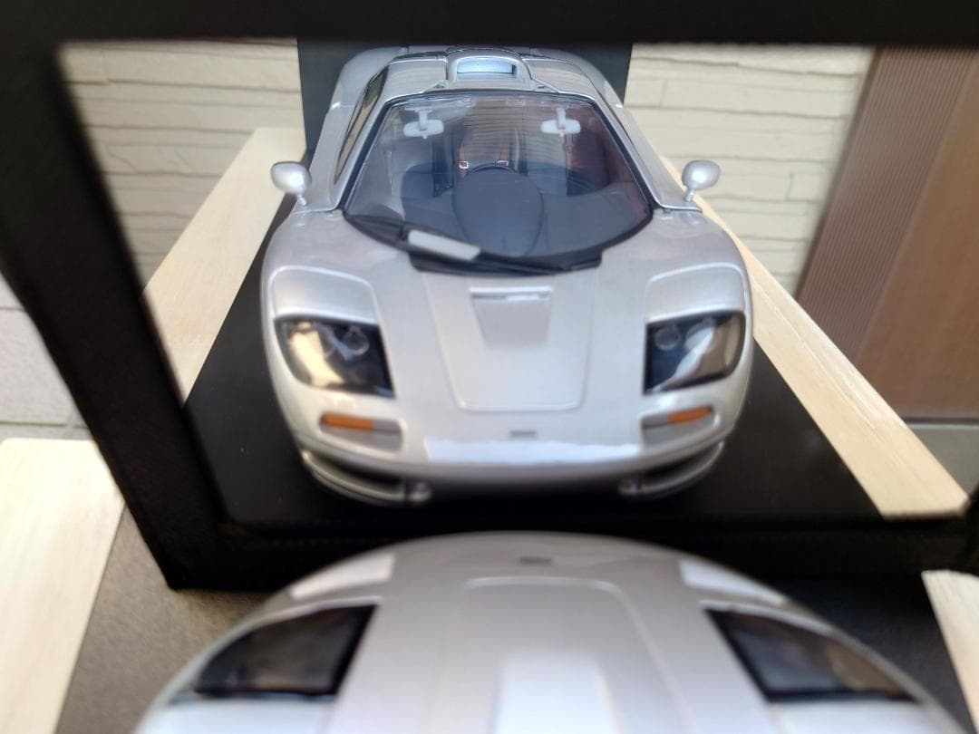 1/18 UT models（ユーティモデル）マクラーレンF1 ロードカー