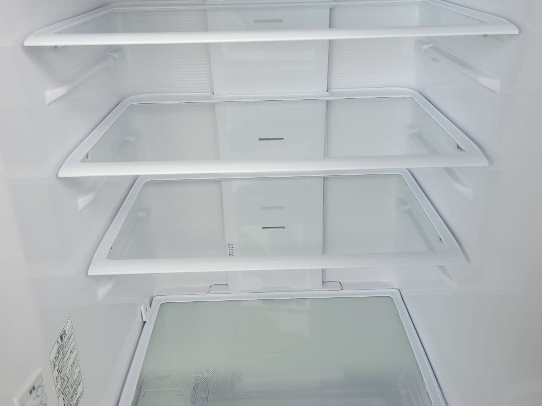 ぱんだ 日立3ドア冷凍冷蔵庫 R-V32TV(W) 315L 2024年製