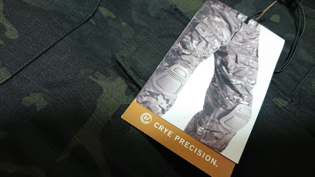 クレイプレシジョン ナイトマルチカモ セットアップ ニーパッド 激レア サバゲー
