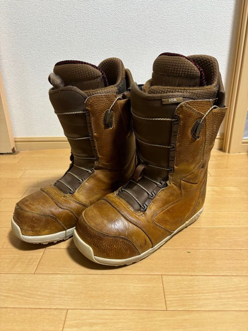 Burton アイオン　レザー