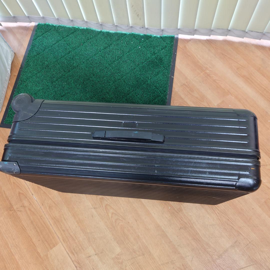 リモワ・スーツケース（２輪）