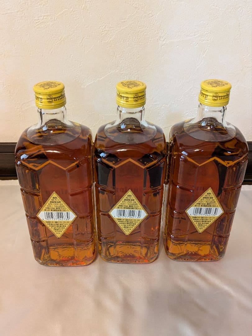 3727 送料無料 新品未開封 サントリーウイスキー角瓶　復刻版　３本 正規品