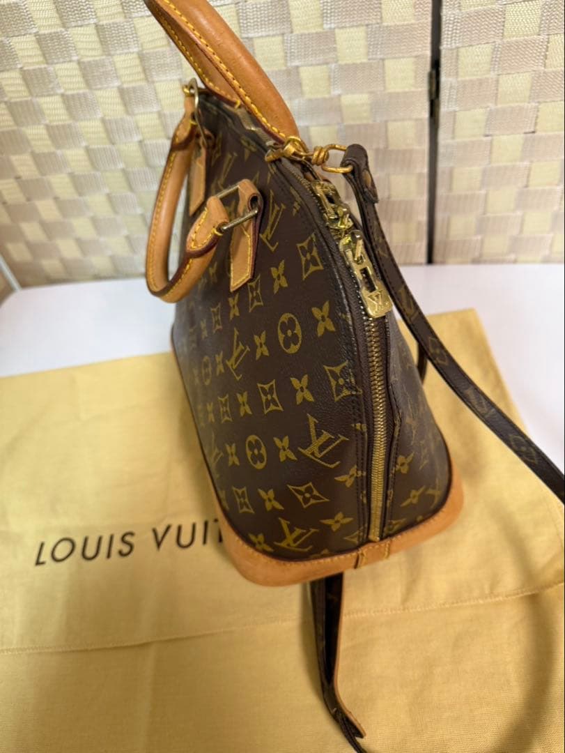 LOUIS VUITTON モノグラムハンドバッグ