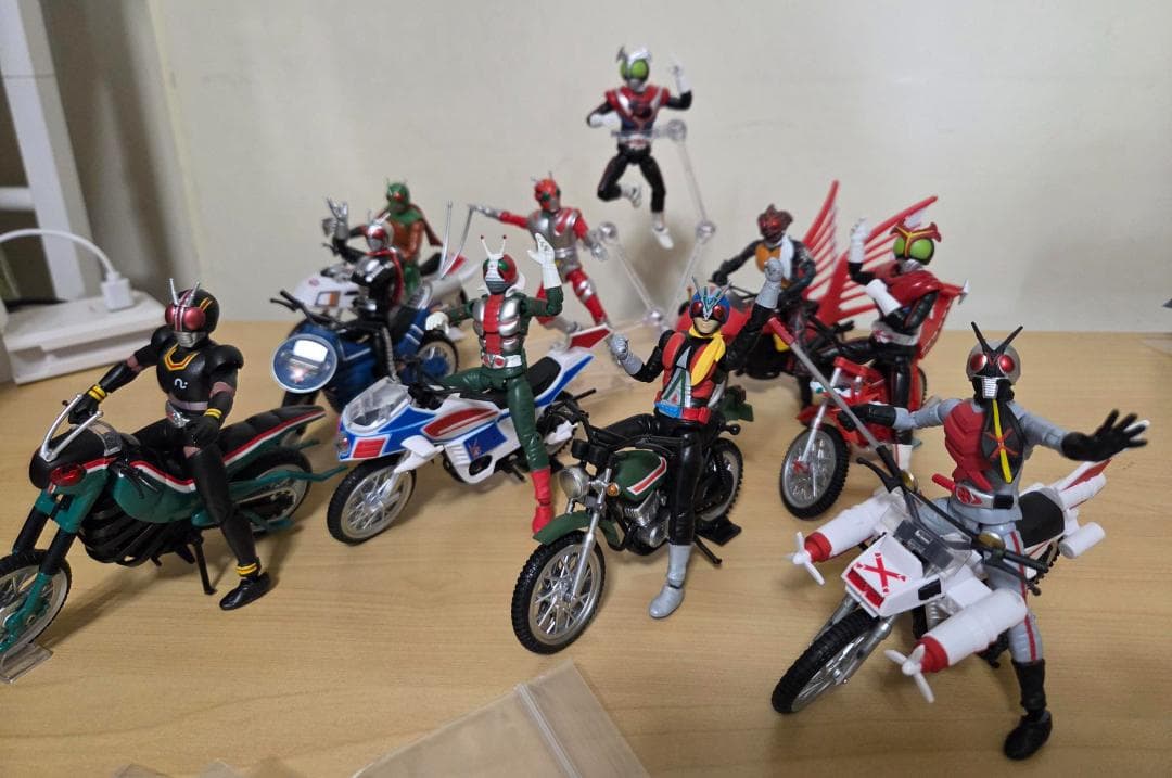 SHODO-X 仮面ライダー フィギュア１０体 「バイクセット８台」