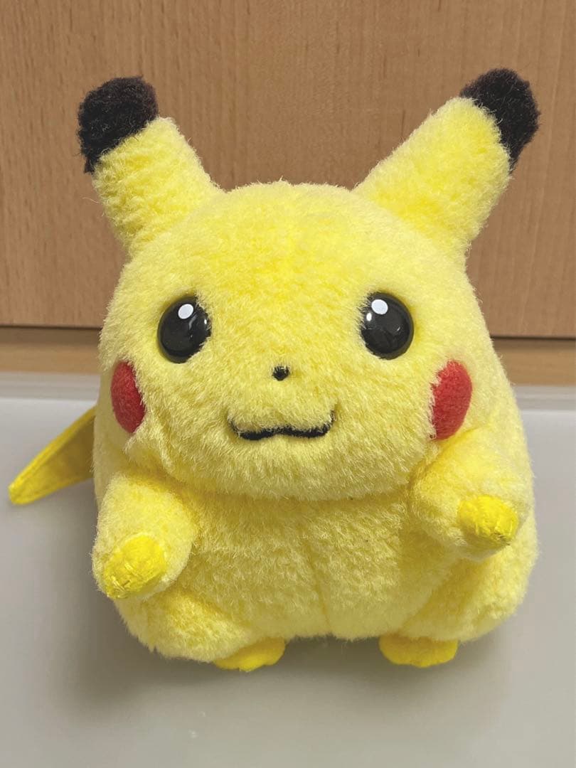 ポケモン　ピカチュウ　ぬいぐるみ　初期トミー製　約15cm
