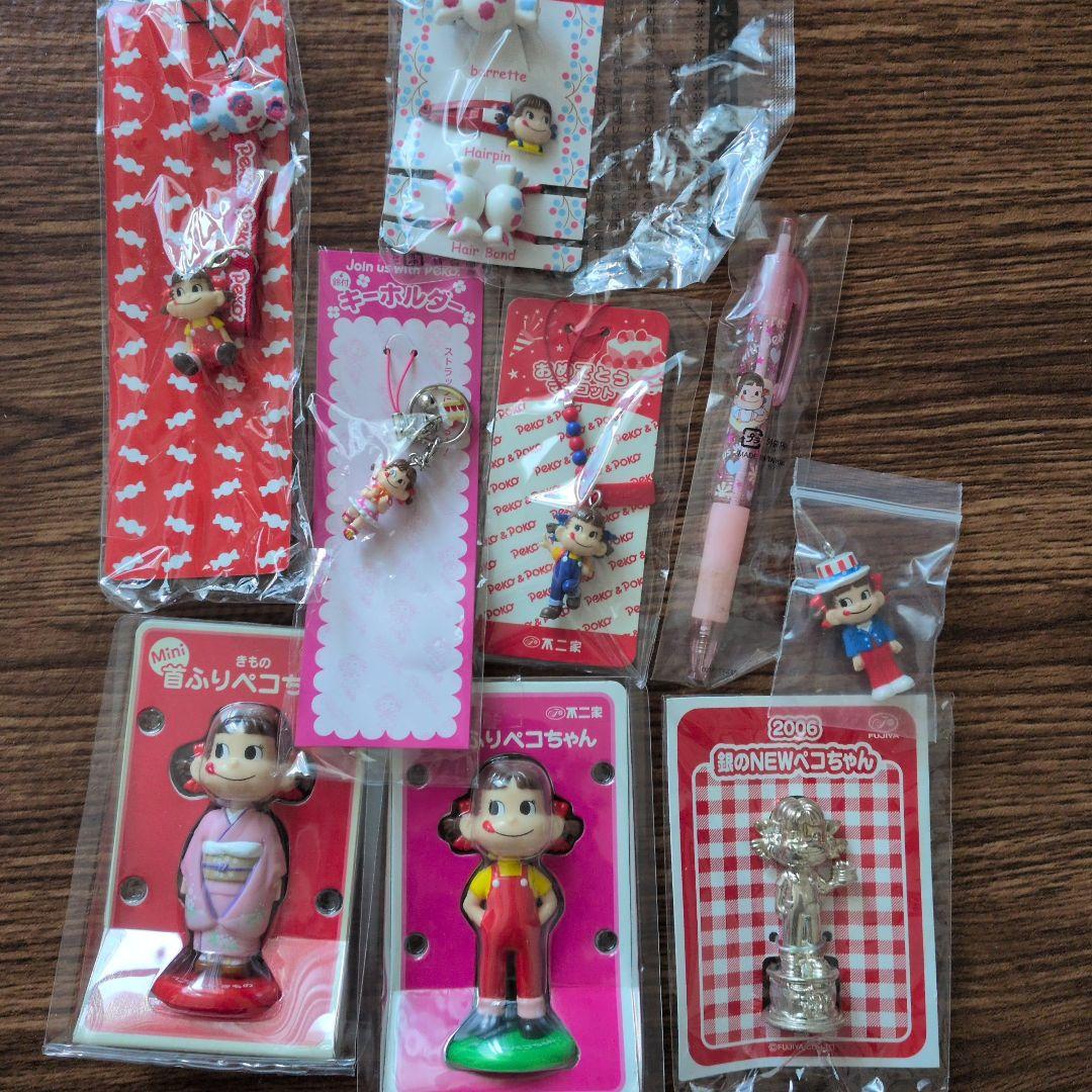 お値下げ❗ペコちゃん人形　まとめて14点　貯金箱　ミニフィギュア　ストラップ