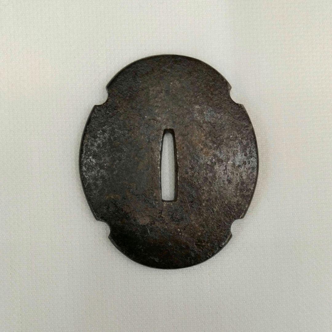 珍品　鍔　短刀鍔　鐔　短刀鐔　日本刀　居合　刀装具　アンティーク