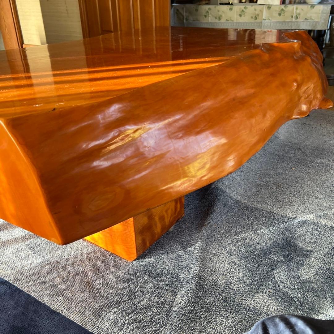 花梨か杉の木一枚板テーブル