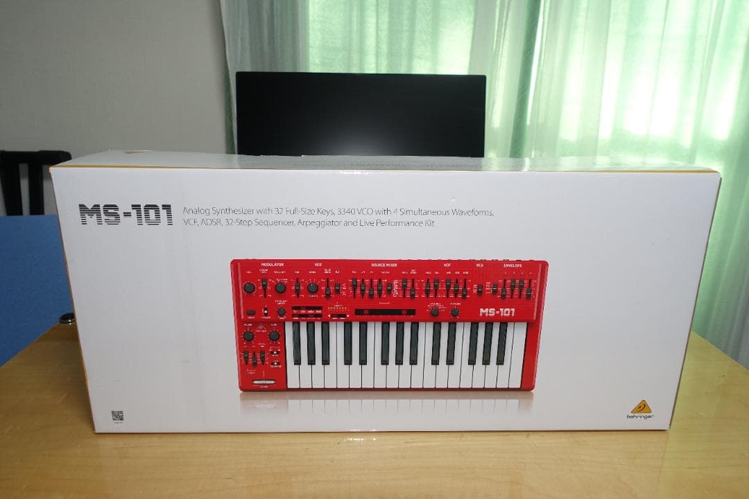 BEHRINGER MS-101 アナログシンセサイザー レッド 37鍵
