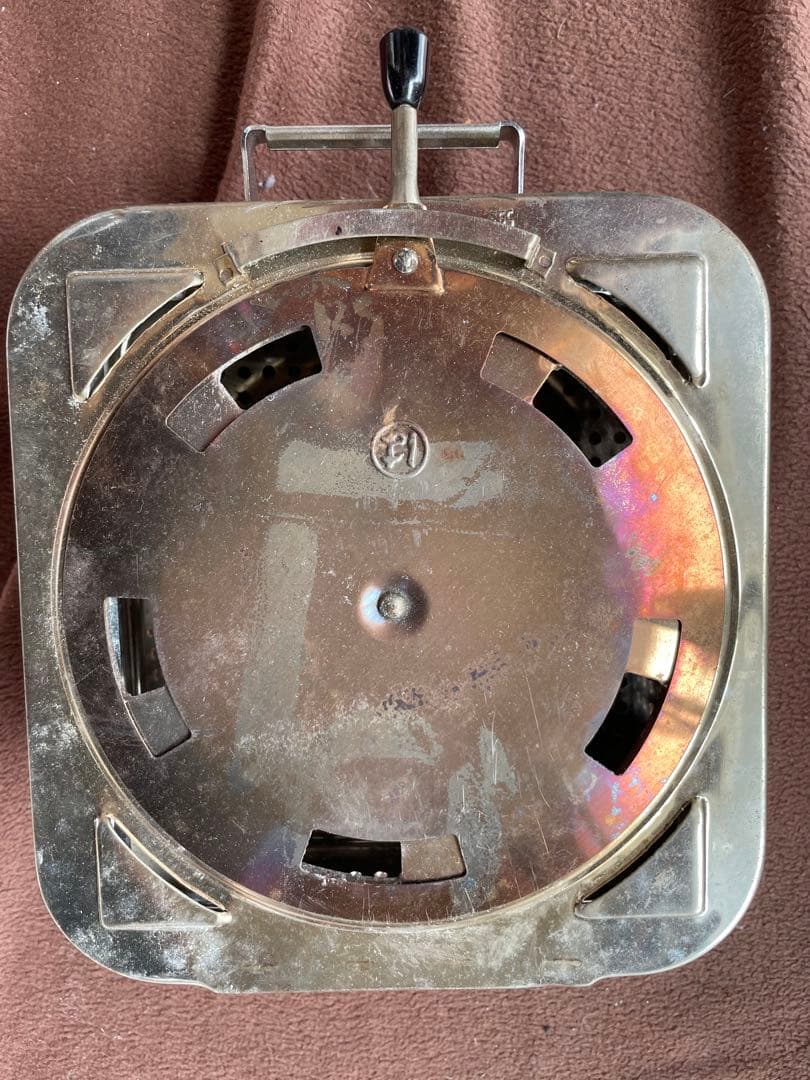 ミツウロコ豆炭こたつ