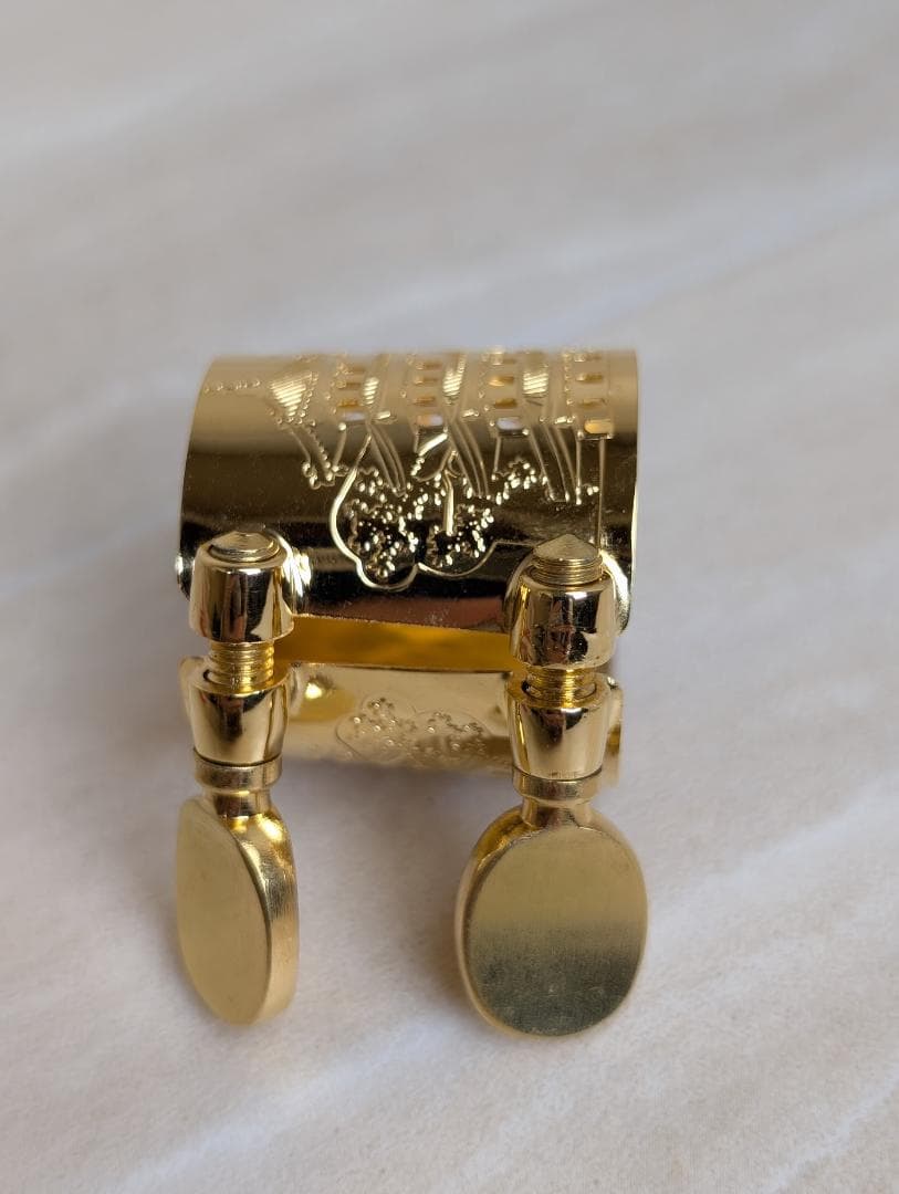 BAY・J　PAGODA　MODEL　リガチャー　アルトサックス　22K　メッキ