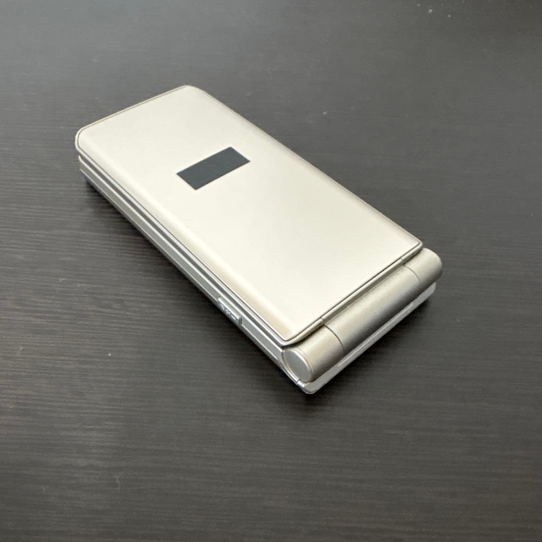 docomo F-41c スタンドセット　ガラホ