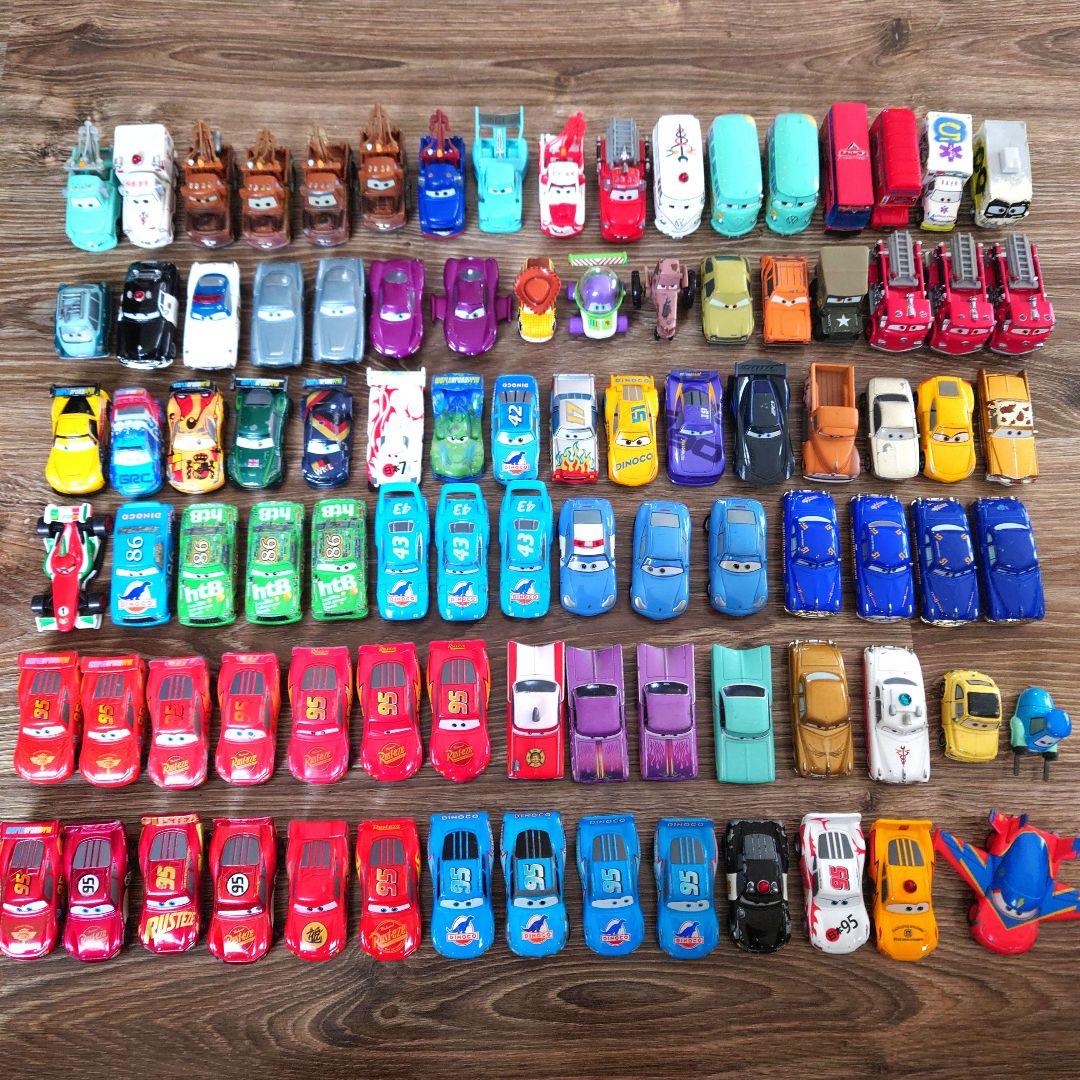 カーズ　トミカ 97台セット