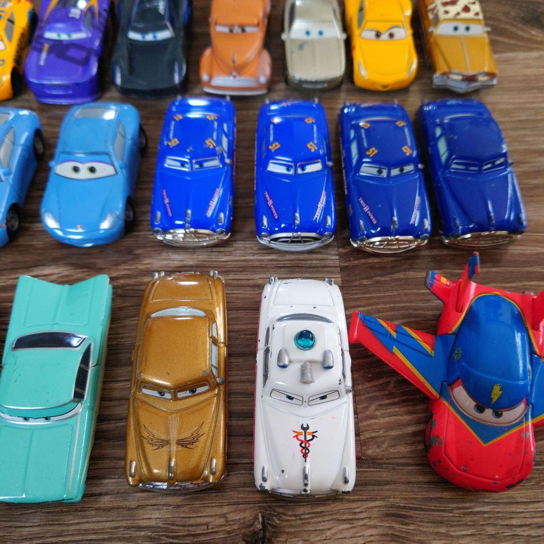 カーズ　トミカ 97台セット