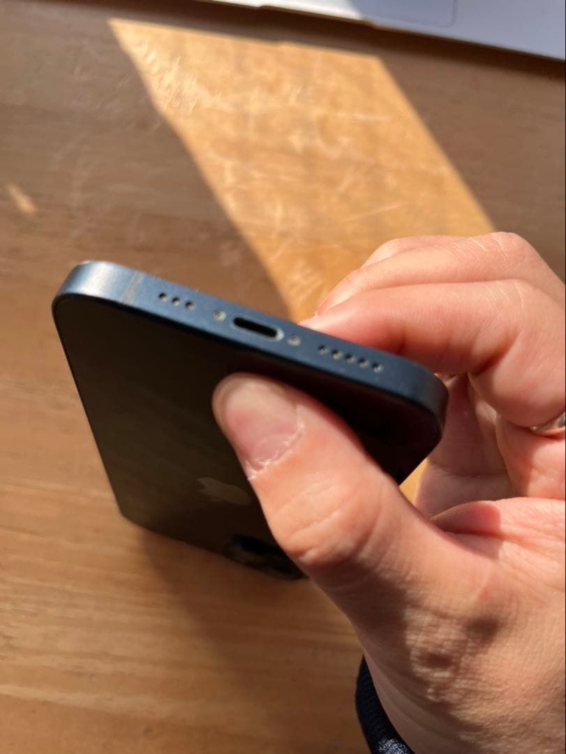 Apple iPhone 13 本体　128GB 箱付き　SIMフリー