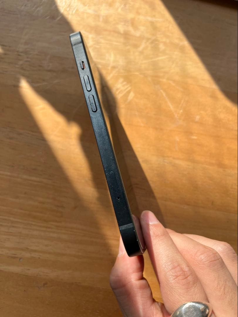 Apple iPhone 13 本体　128GB 箱付き　SIMフリー