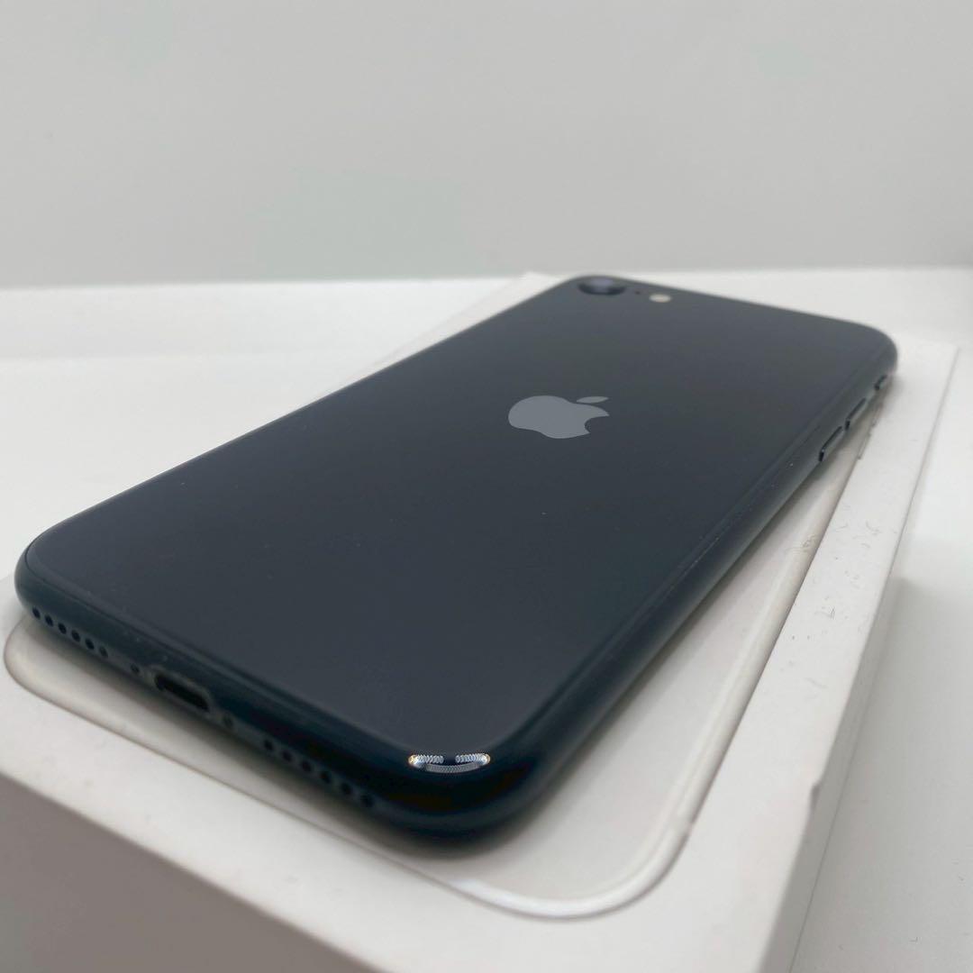 【格安美品】iPhone SE3 128GB simフリー本体 1
