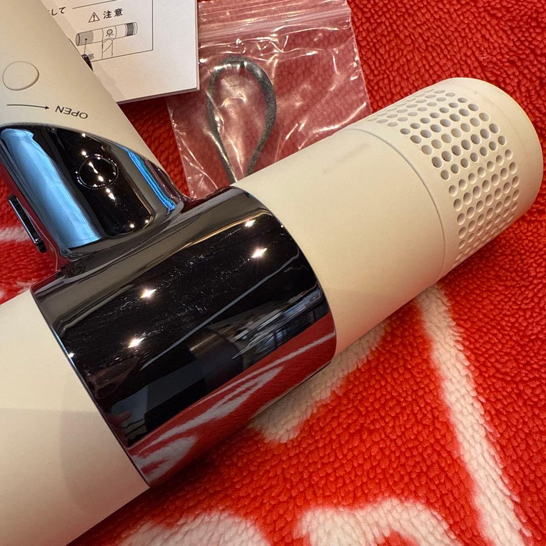 【USED】絹女　ヘアドライヤー　KINUJO KH201 ホワイト