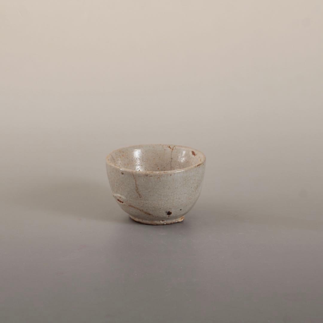 李朝 盃 ぐい呑み 酒器 小貫入 古美術 朝鮮美術 古道具 アンティーク