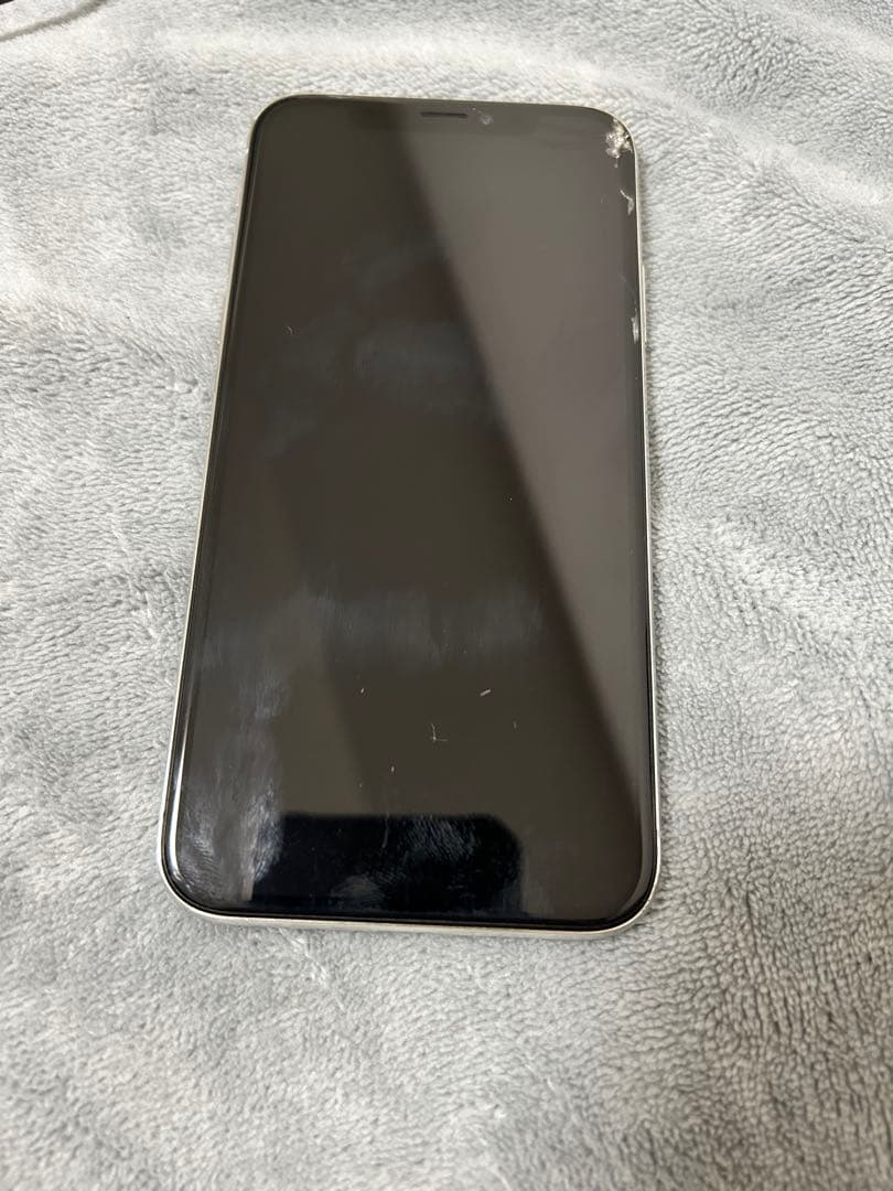 Apple iPhone X ホワイト 本体