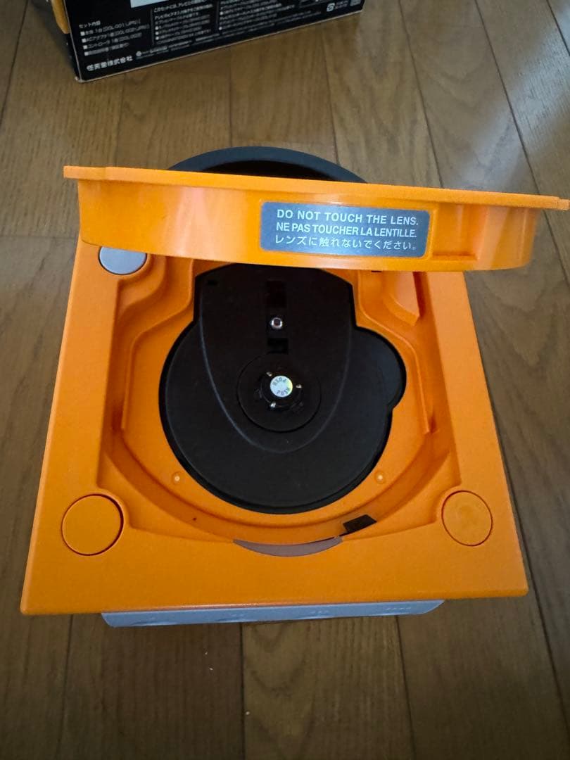 ジャンク ゲームキューブ オレンジ 外箱有 ケーブル二点付