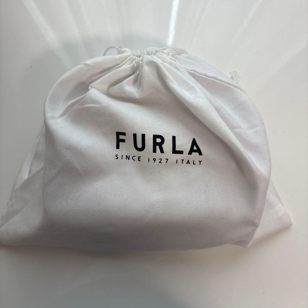 フルラ　ショルダーバッグ