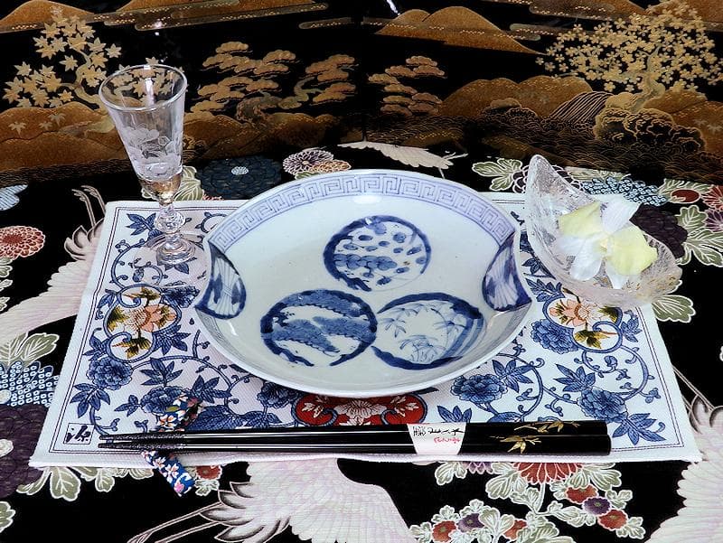 古伊万里　染付 丸紋に松竹梅の図　分銅型６寸皿　５枚　E674AS-CQl