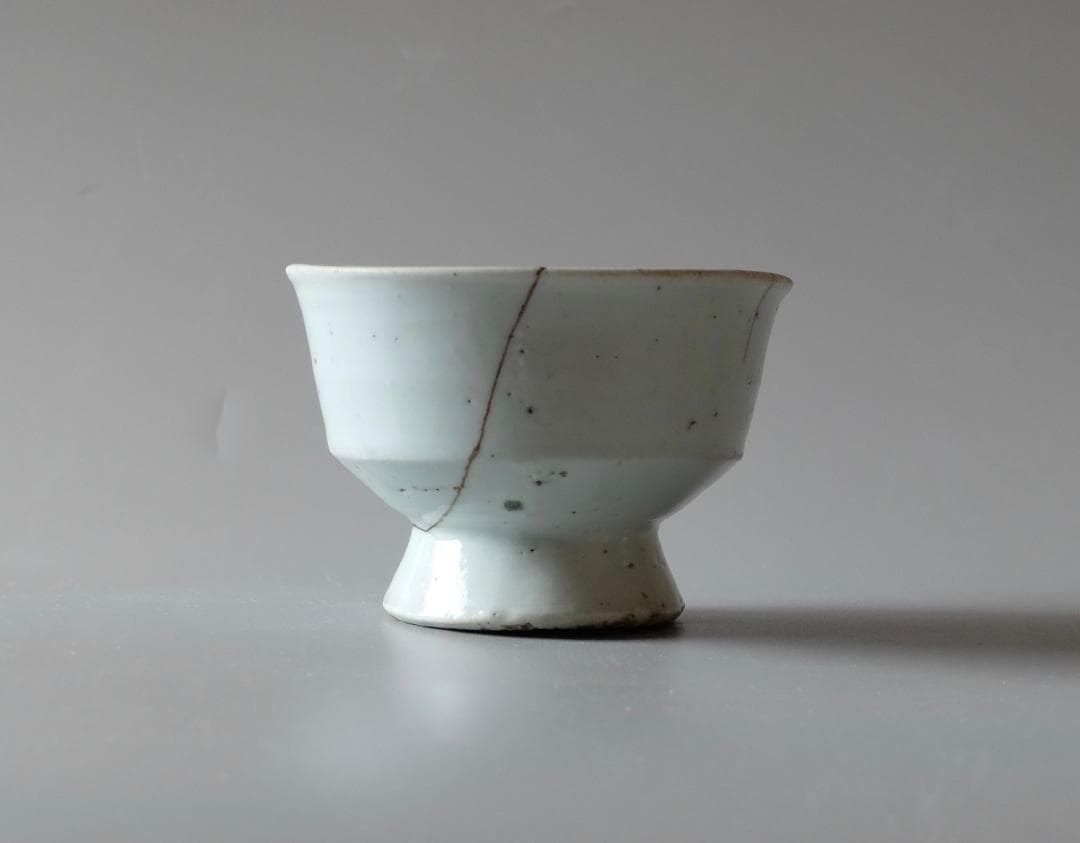 ☆李朝：白磁の祭器