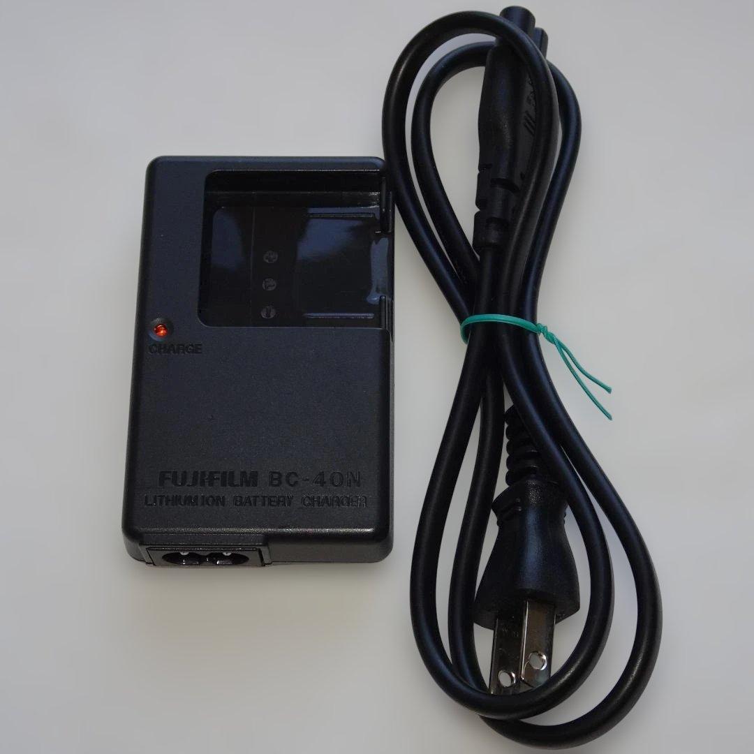 フジフイルム FinePix j50 8.2MP コンパクトデジタルカメラ