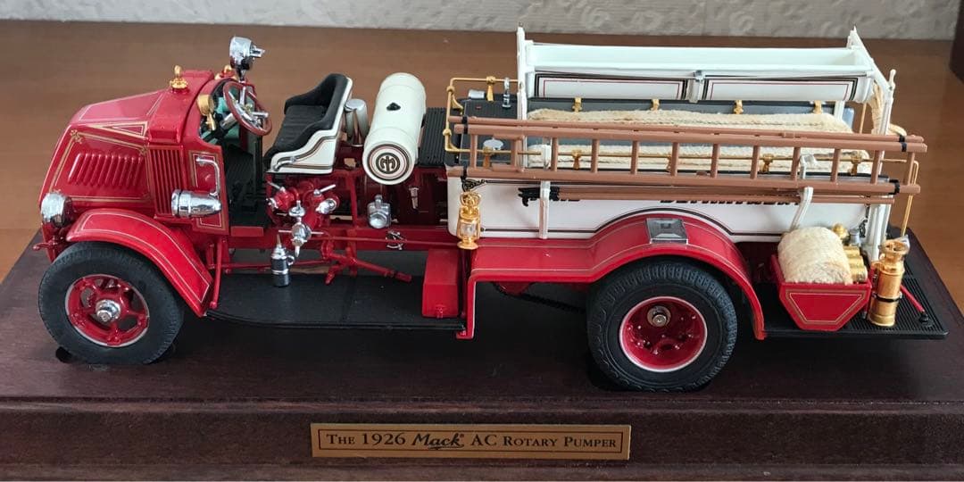 消防　Mac ポンプ車　ダンバリーミント社製