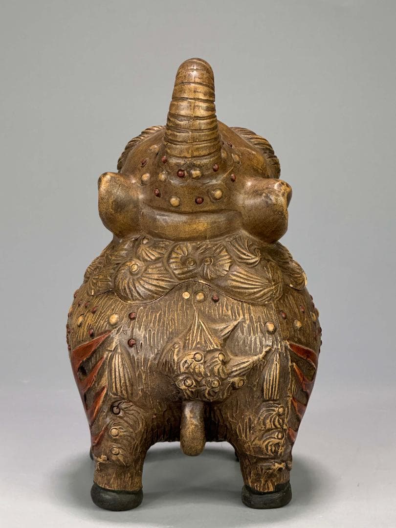 中国美術　中国宜興　紫砂　白泥　加彩紫砂獅子香炉　置物　唐物　古物