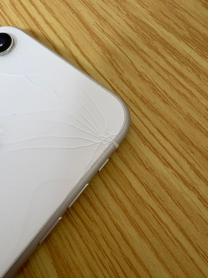 Apple iPhone XR ホワイト　64GB