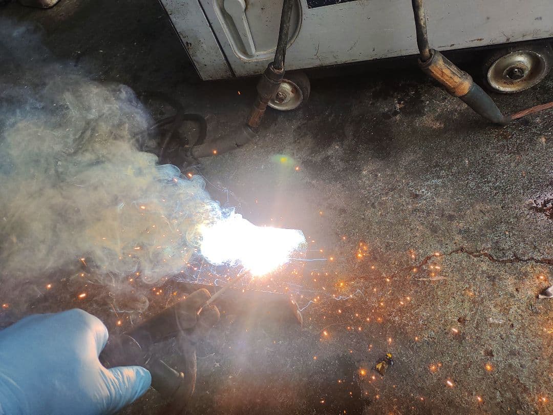 岐阜県、作動中古品！新ダイワ、エンジン発電機・溶接機、EGW150MS